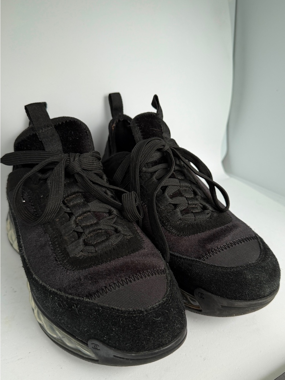 Authentic Chanel CC logo black suede bubble sole sneakers - Picture 3 of 3